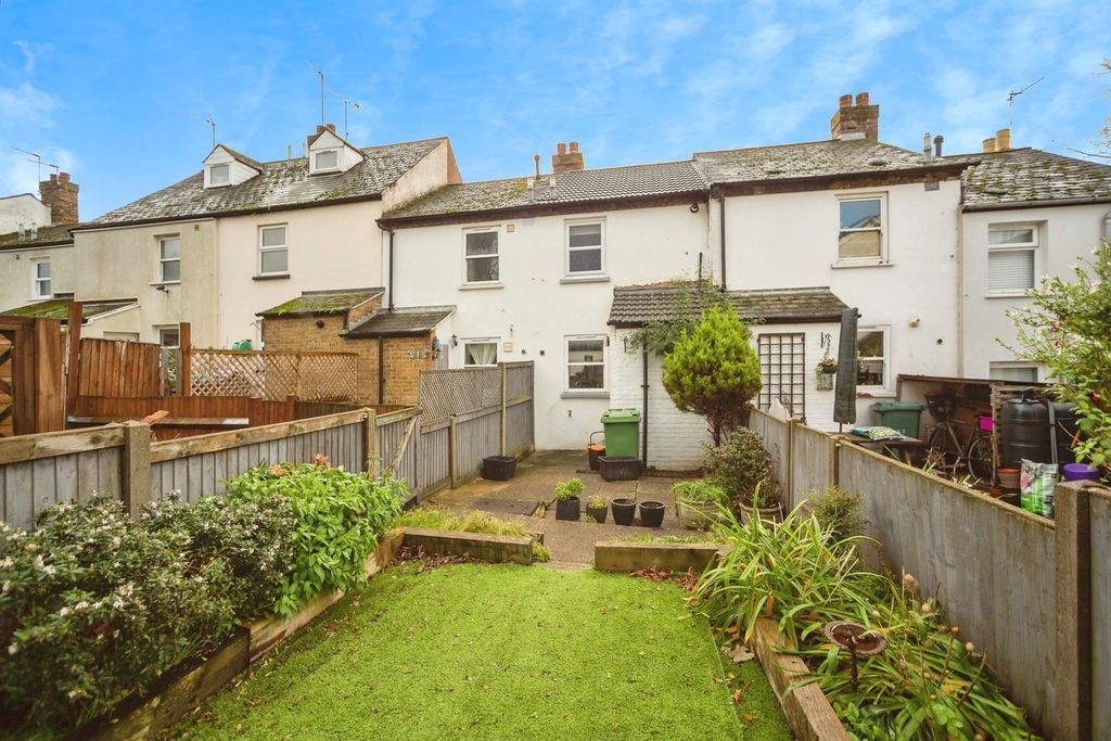 Property photo 2 of 14