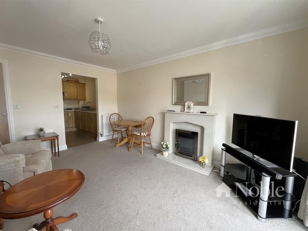 Property photo 2 of 10 Reception Room