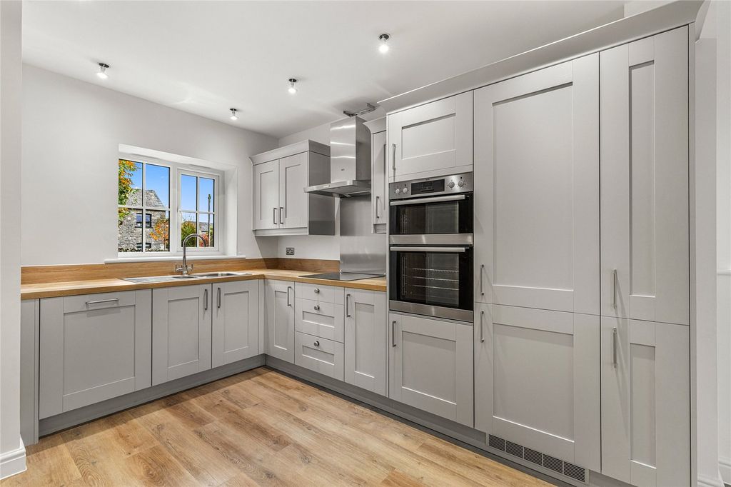 Property photo 3 of 15 Picture No. 26