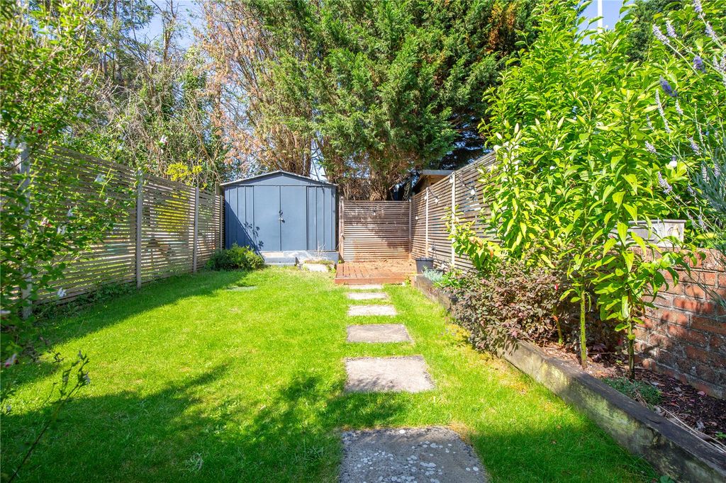 Property photo 3 of 21 Picture No. 15