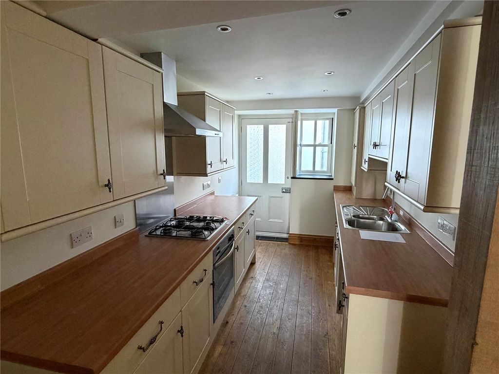 Property photo 3 of 14 Picture No. 04