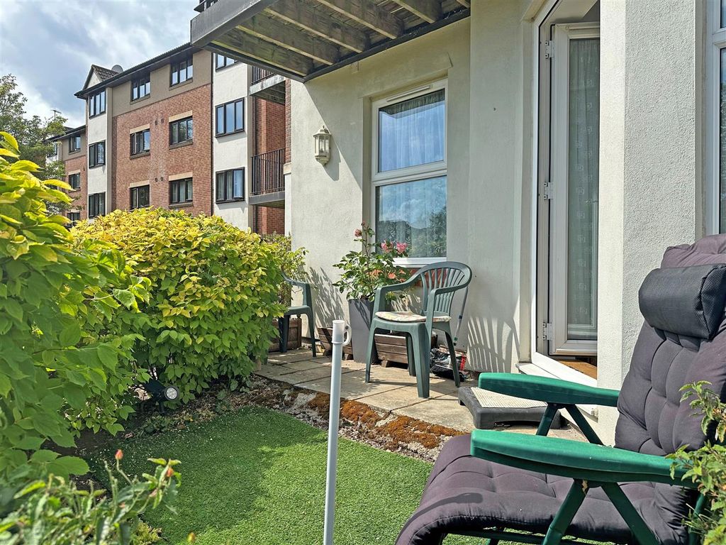 Property photo 3 of 13