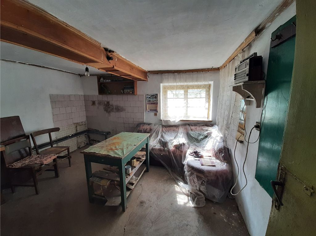 Property photo 3 of 8