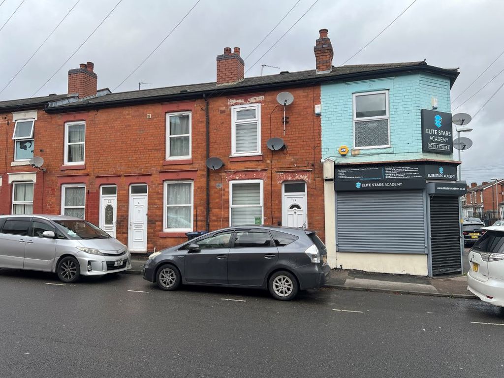 Property photo 2 of 21