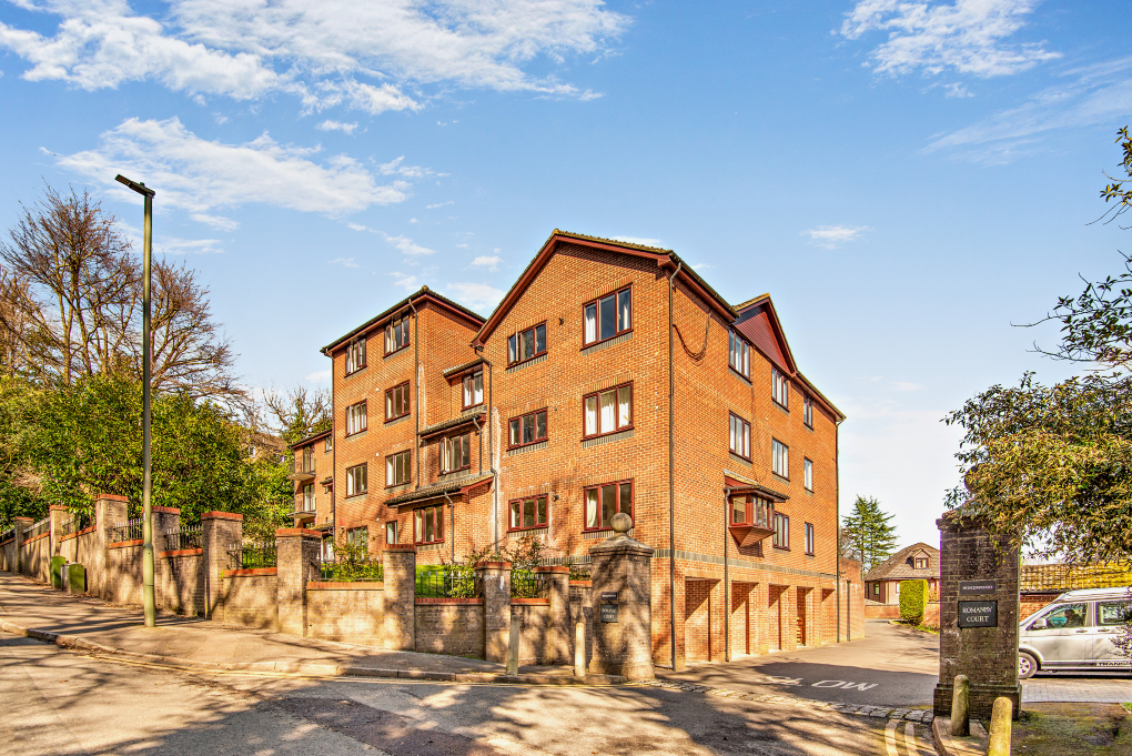 Property photo 1 of 16