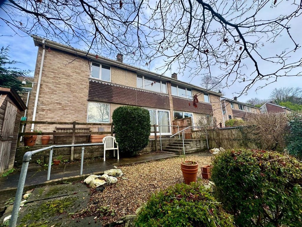 Property photo 1 of 14 External.Jpeg