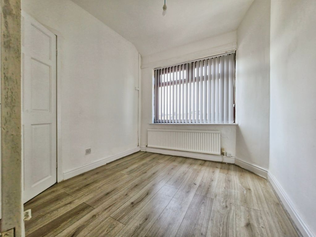 Property photo 3 of 9 Pbox-Img.Jpg