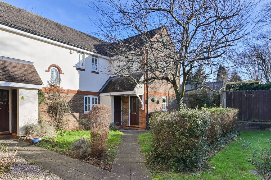 Property photo 2 of 17