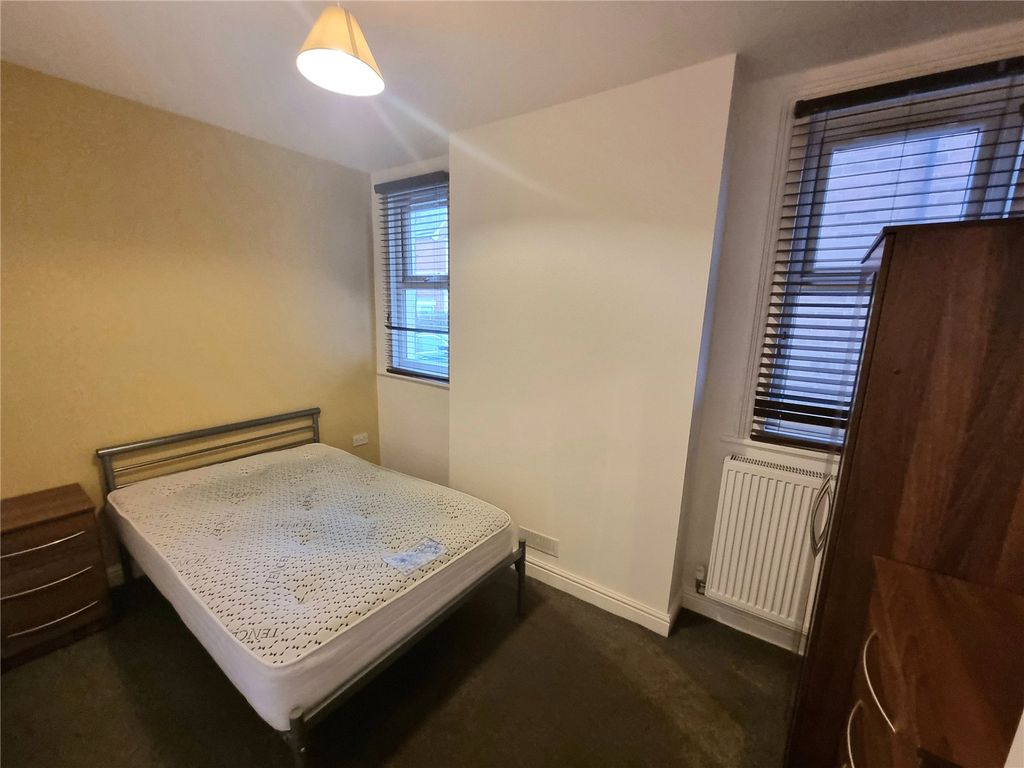 Property photo 1 of 5 Picture No. 06