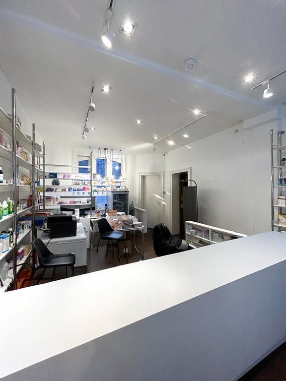 Property photo 3 of 9 Microsoftteams-Image (680).Jpg