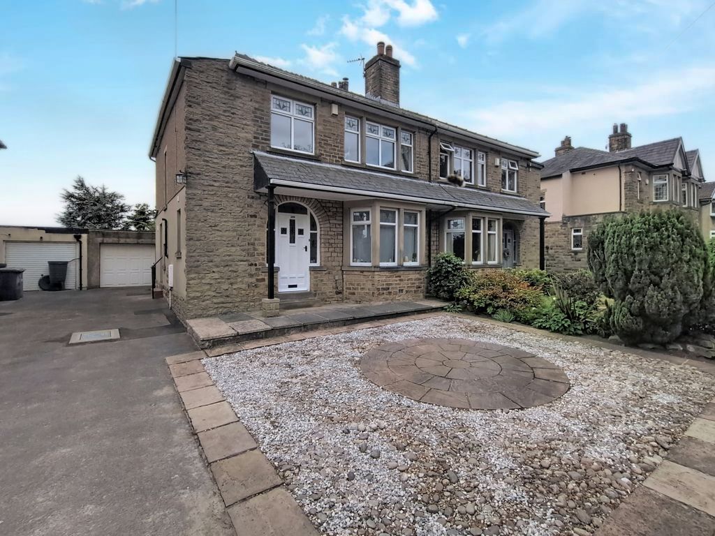 Property photo 2 of 33 209-Whitechapel-Road_00006