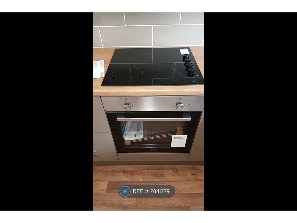 Property photo 3 of 12