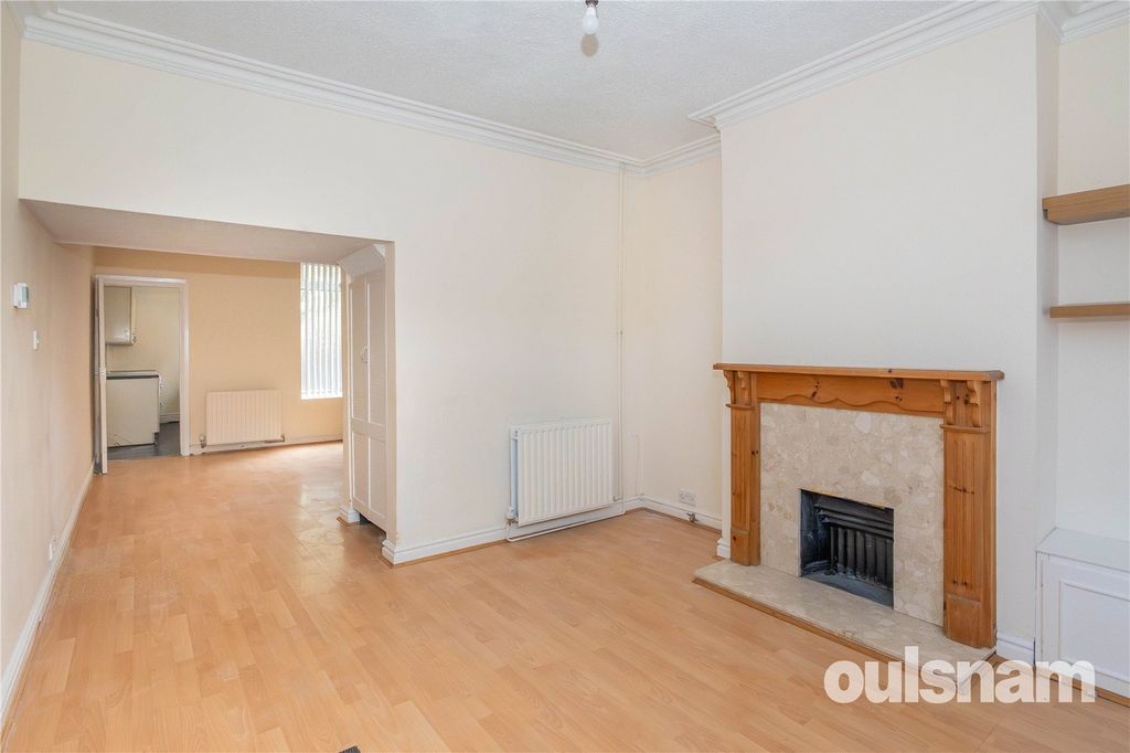 Property photo 2 of 17 Picture No. 03