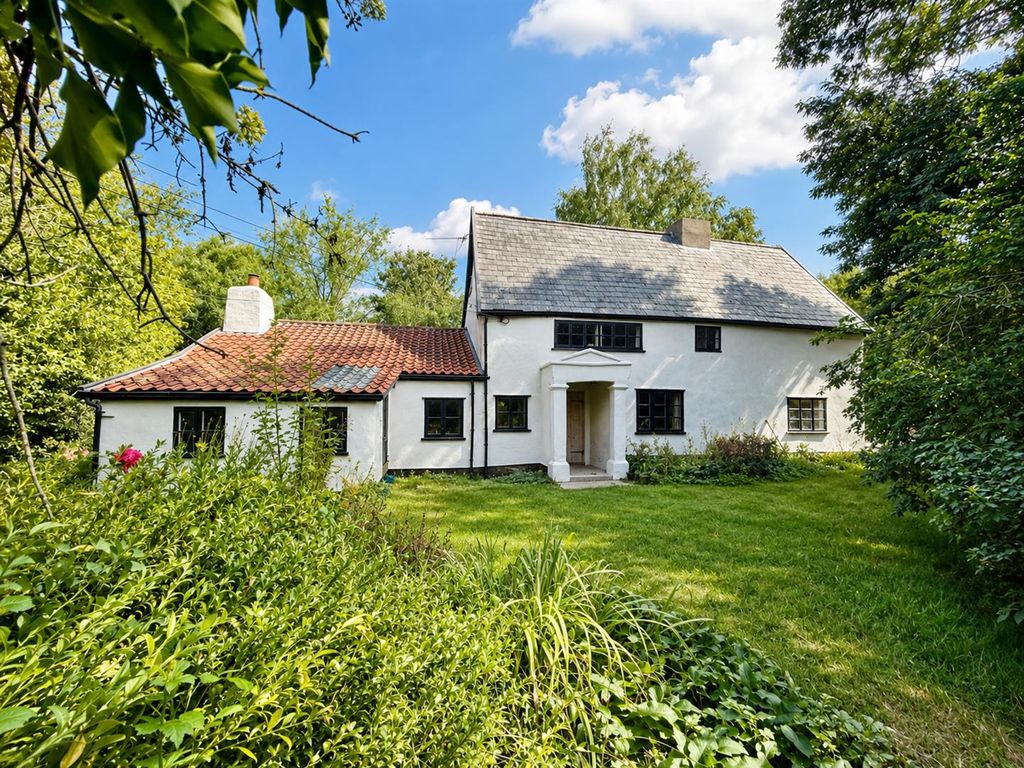 Property photo 1 of 33