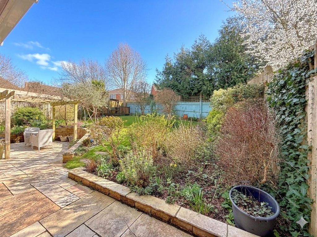 Property photo 2 of 22 Gemini_Generated_Image_B0Xga0B0Xga0B0Xg.Jpg