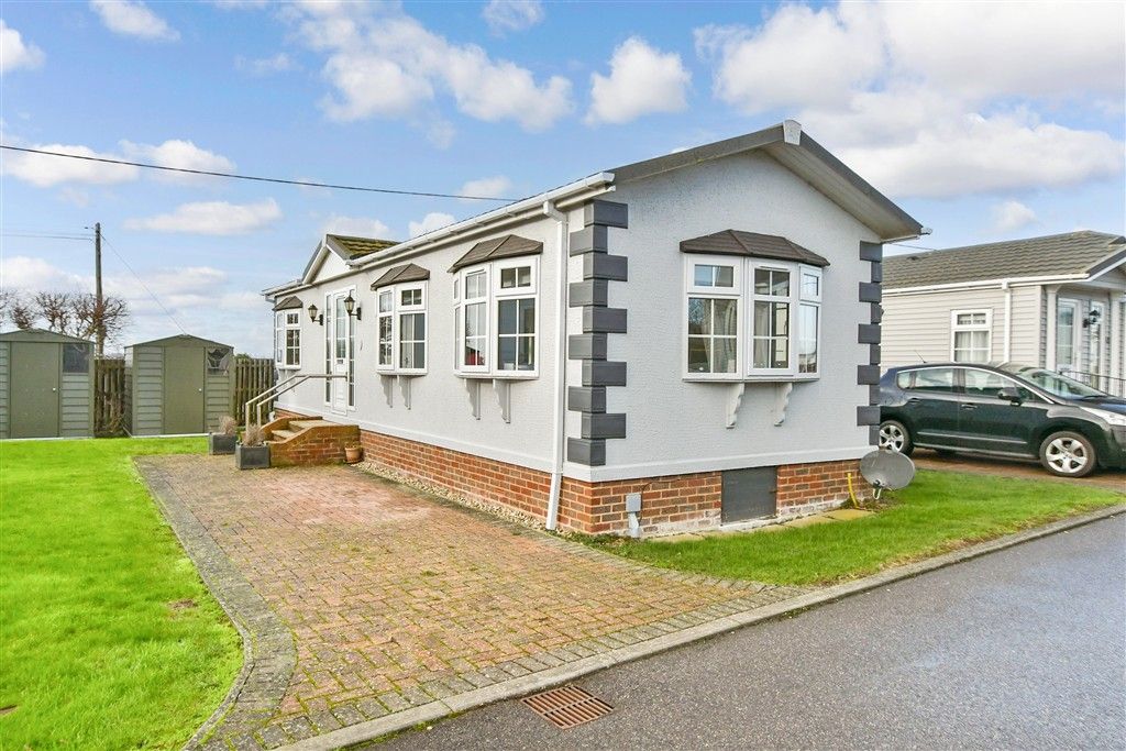 Property photo 2 of 8 External (Web)