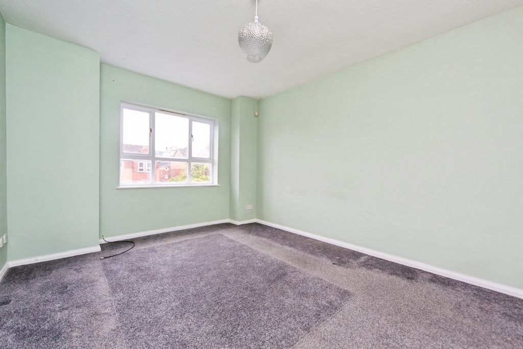 Property photo 3 of 15 Pbox-Img.Jpg