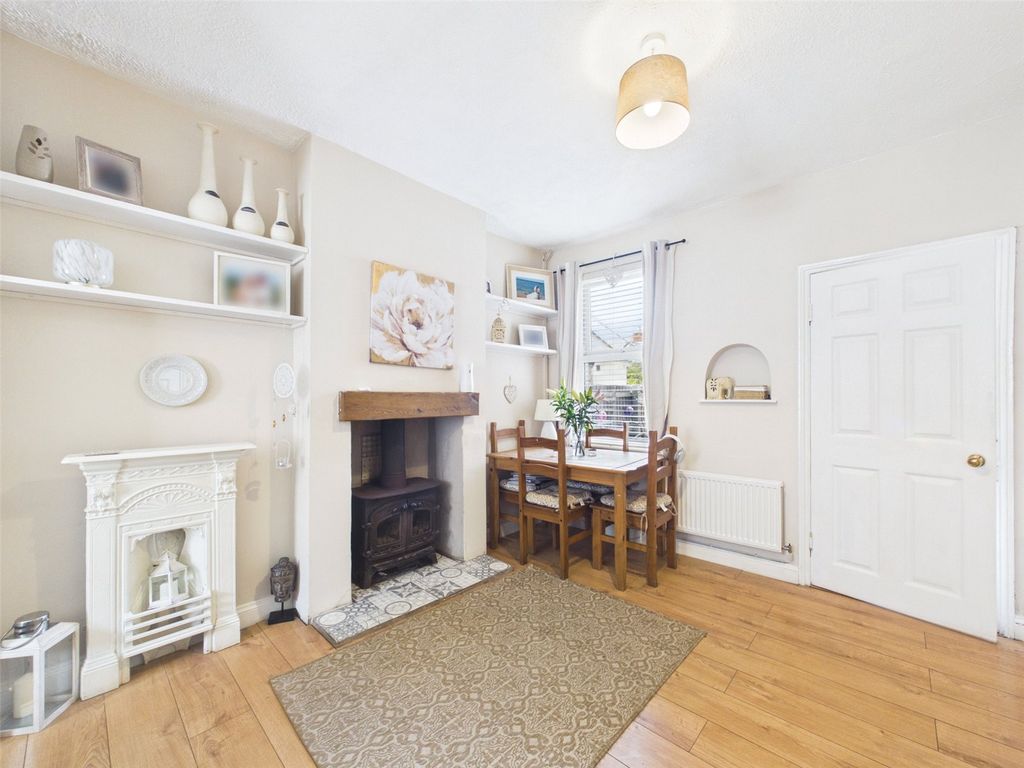 Property photo 3 of 12 Picture No. 10