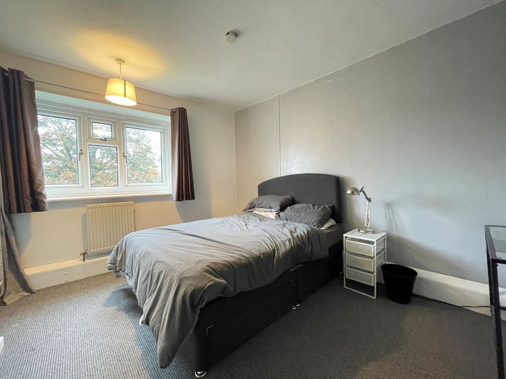 Property photo 3 of 13 Picture No. 10