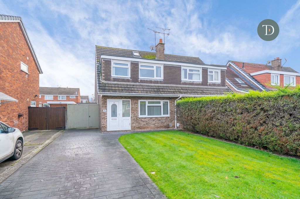 Property photo 1 of 22