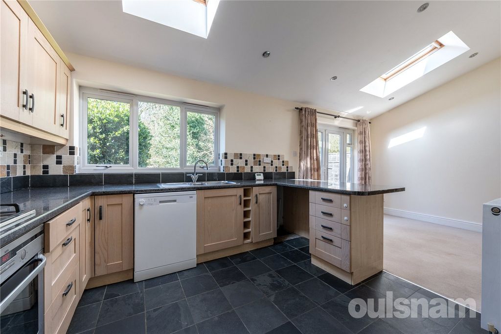 Property photo 3 of 18 Picture No. 10