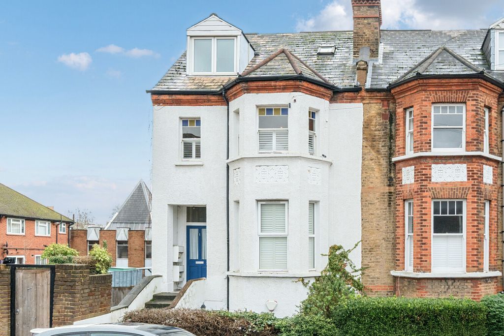 Property photo 1 of 11 1410784-1-698c466...