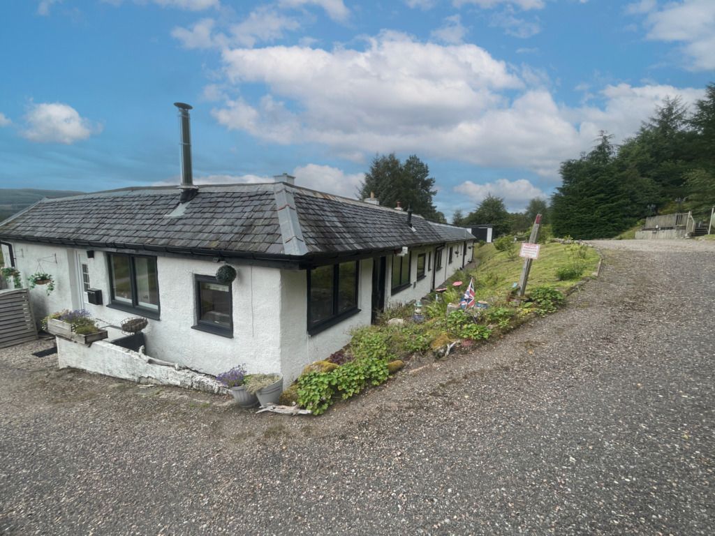 Property photo 3 of 44