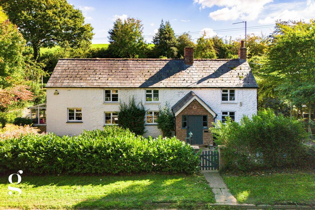 Property photo 1 of 48