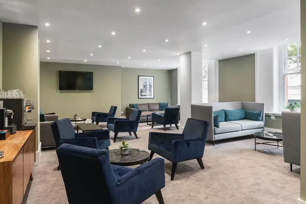 Property photo 2 of 6