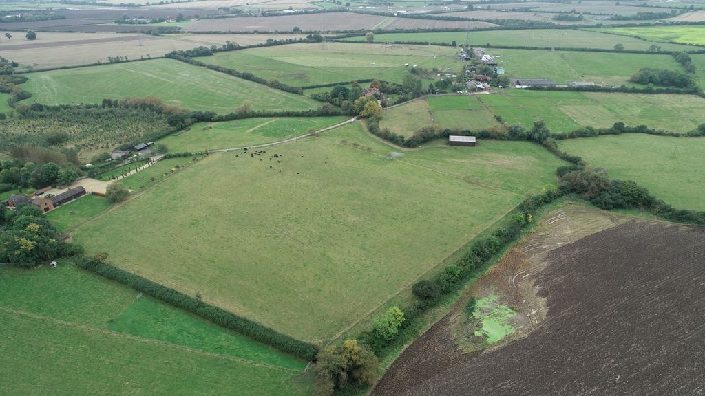 Property photo 2 of 4 Photo 2