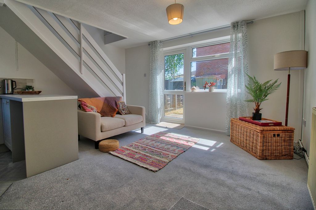 Property photo 2 of 12 Img_3686