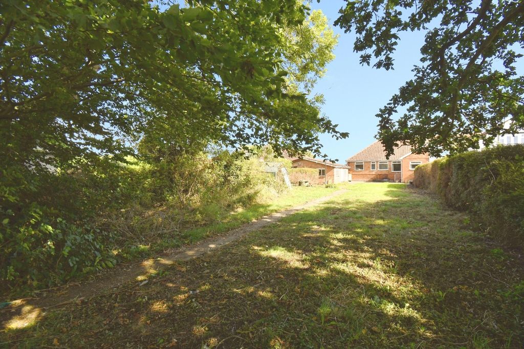 Property photo 2 of 23 Pbox-Img.Jpg