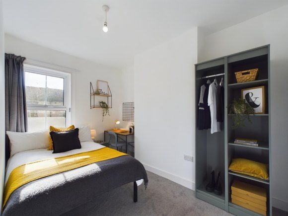 Property photo 3 of 13 8996083.Jpg