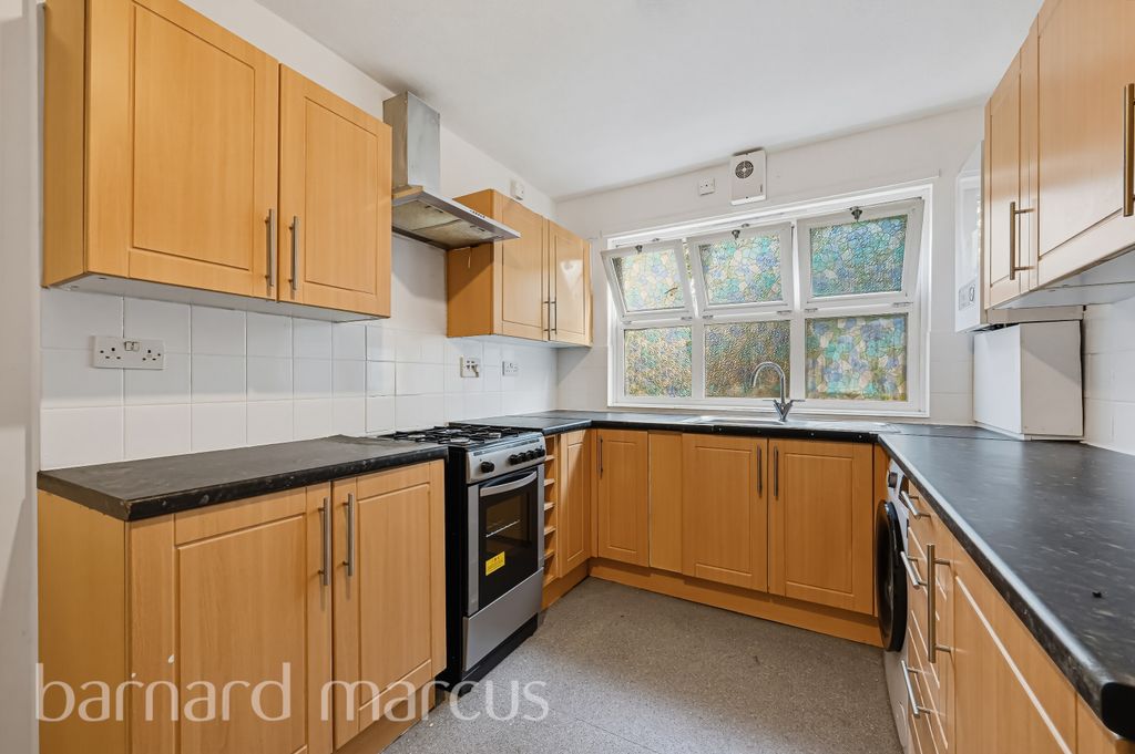 Property photo 1 of 8 Image