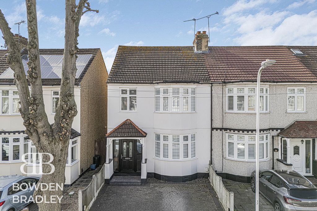 Property photo 1 of 23