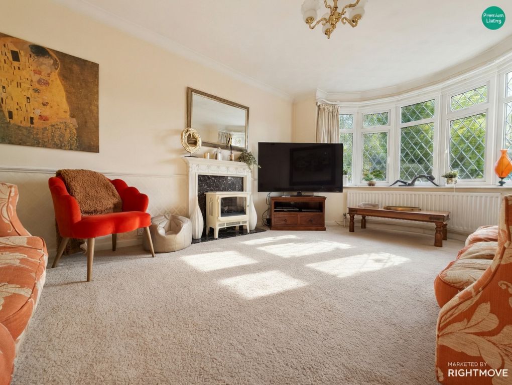 Property photo 3 of 23