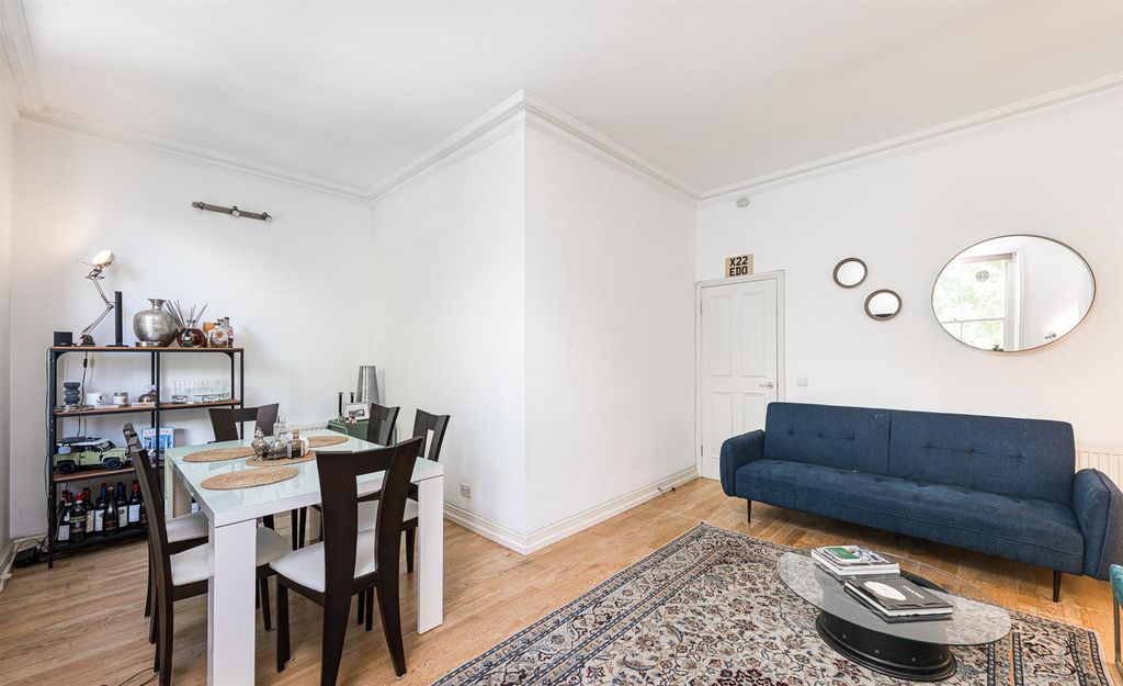 Property photo 3 of 13 Stanhope Gardens 4_33-5-2. Low Res.Jpg