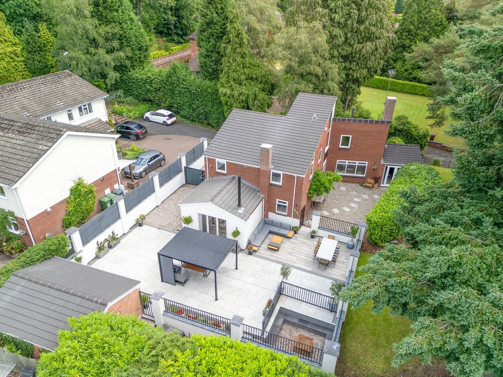 Property photo 1 of 36