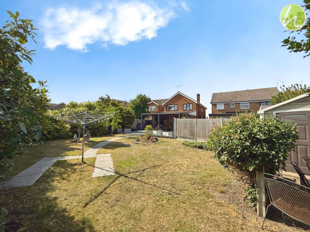 Property photo 2 of 28