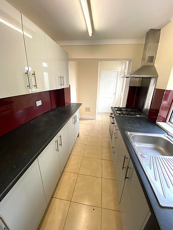 Property photo 2 of 24