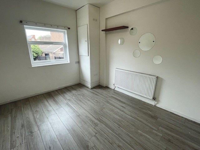 Property photo 2 of 4