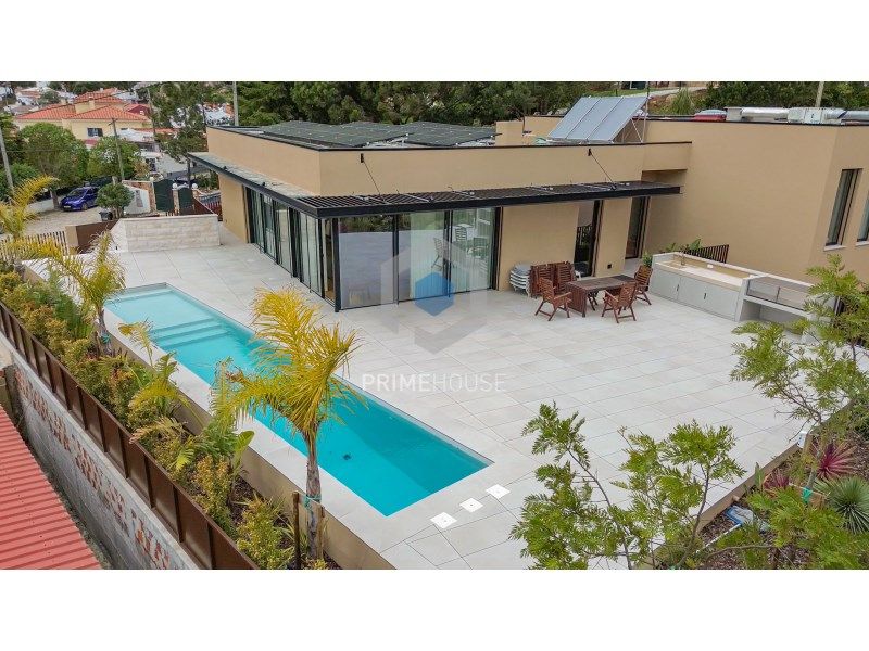 Property photo 1 of 80