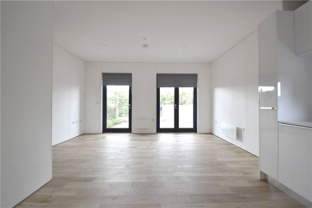 Property photo 3 of 7 Picture No. 08