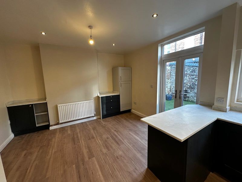 Property photo 2 of 11 Dining