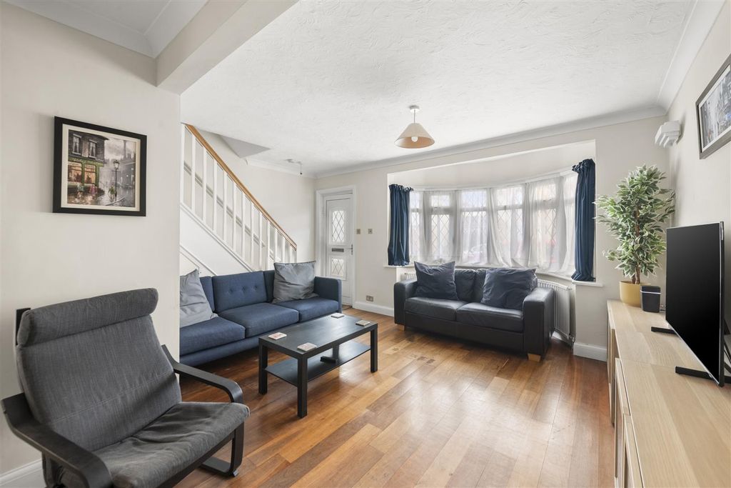 Property photo 3 of 13