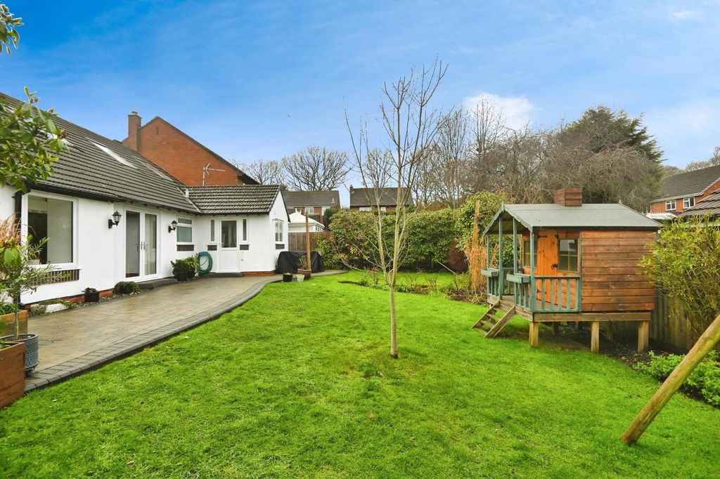 Property photo 3 of 30 User_Edited_Photo-B4d7Dfe5_User-Edited-67868c75-E2