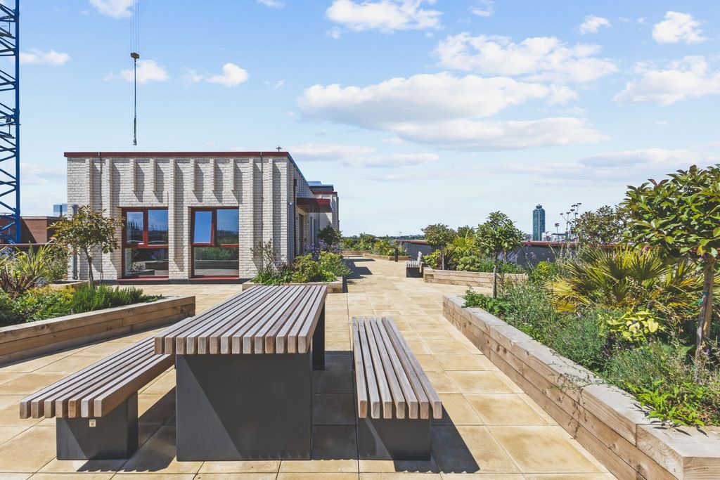 Property photo 1 of 2 Terrace / Patio