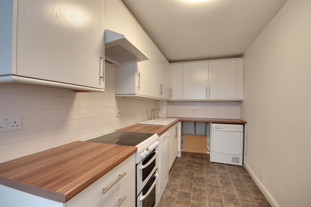 Property photo 3 of 14 Img_3248-Img_3250.Jpg