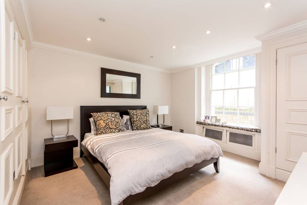 Property photo 3 of 8