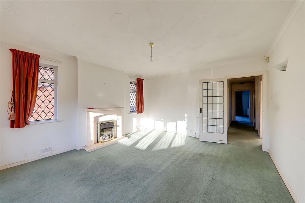 Property photo 3 of 10 Img_4469-Img_4471.Jpg